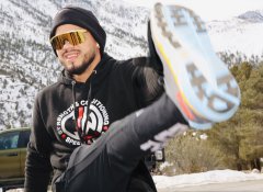 �ޱ�ϣ-�����������̿౸ս4�¶�񲮱���