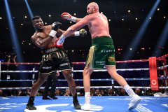 �������ɸ�ŵ��һս׬�ĵ��ڼ���UFC����