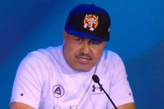 �������������ֶ������ܱ��رȰ���