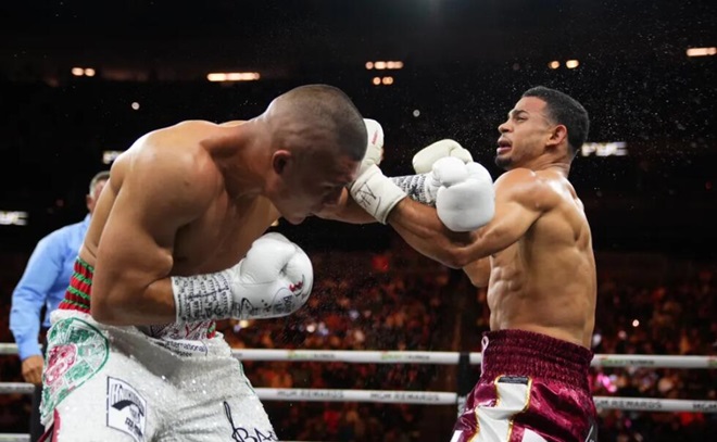 ������-��³��TKO��÷���Ϊ����ȭ��