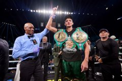 ����˹�ٰ�-����������˹-ɪ��������ܲɷ�